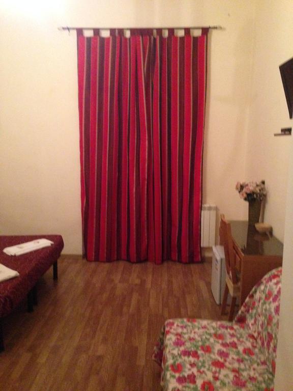 Le Charme House 2 Bed & Breakfast Roma Ngoại thất bức ảnh