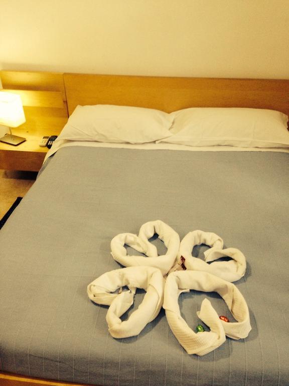Le Charme House 2 Bed & Breakfast Roma Phòng bức ảnh